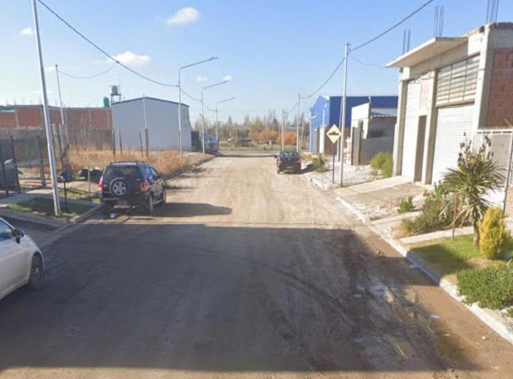 Terreno · 220m²