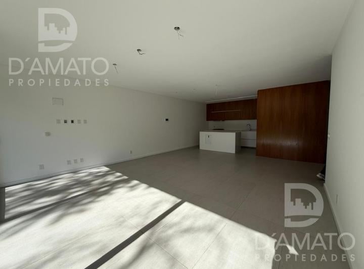 Departamento · 100m² · 3 Ambientes · 2 Cocheras