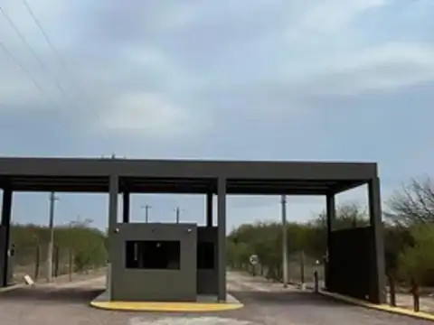Terreno en Venta en Villa Zanjón, Capital