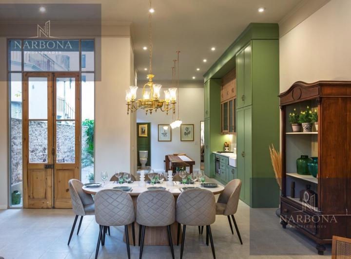 Casa · 146m² · 4 Ambientes · 1 Cochera