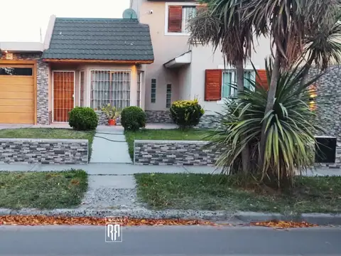 Casa en Venta en Centenario, Confluencia