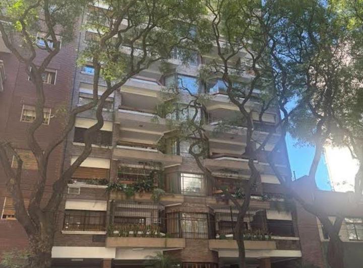 Departamento · 190m² · 6 Ambientes · 2 Cocheras