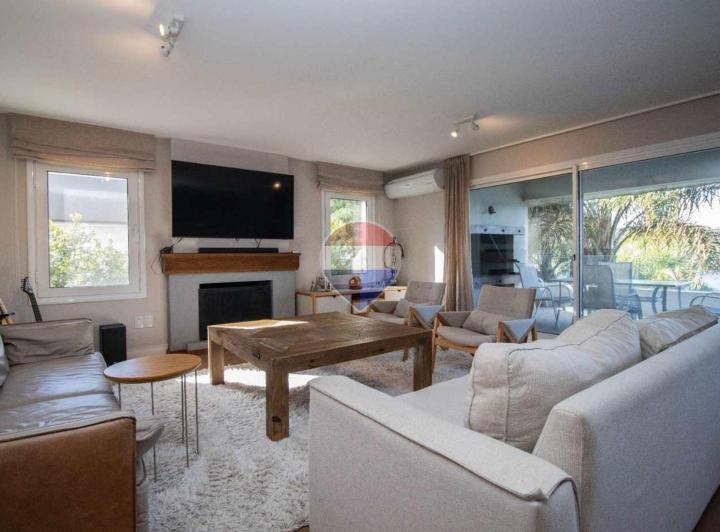 Departamento · 148m² · 6 Ambientes · 3 Cocheras