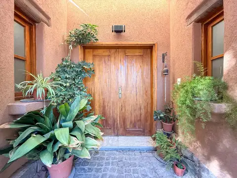 Casa en Alquiler en Mendoza, Capital