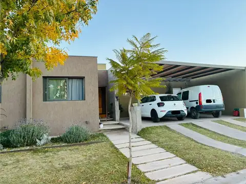 Casa en Venta en Cruz de Piedra, Maipú