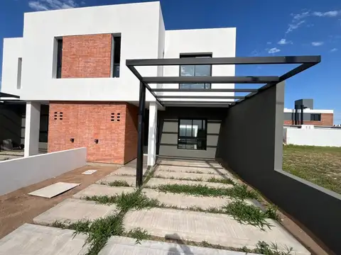 Casa en Venta en Countries y Barrios Cerrados en Córdoba Capital, Capital