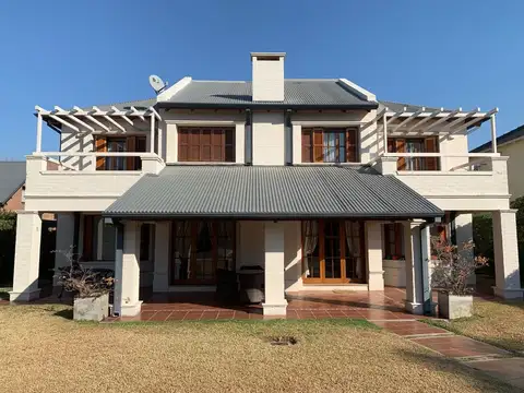 Casa en Venta en Jockey Club, Cordoba