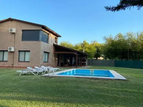 Casa en Venta en Altos del Chateau, Countries y Barrios Cerrados en Córdoba Capital