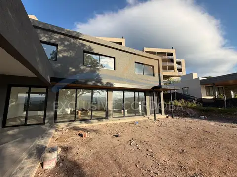 Casa en Venta en La Cuesta, La Calera