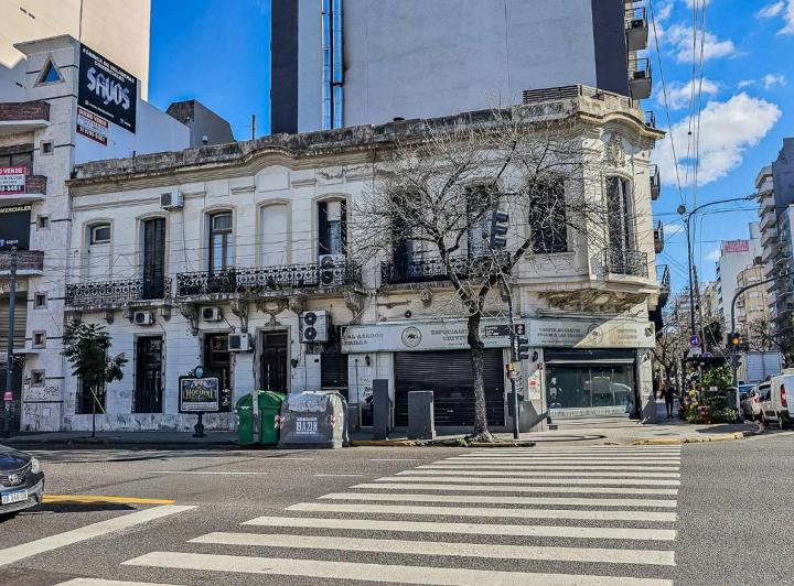 Casa · 392m² · 4 Ambientes