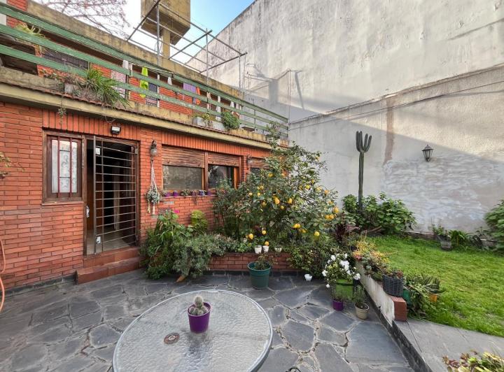 Casa · 196m² · 3 Ambientes · 1 Cochera