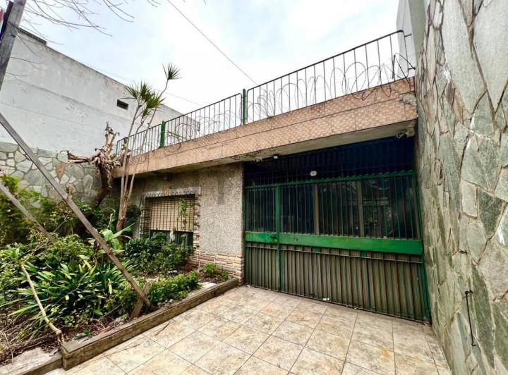 Casa · 289m² · 4 Ambientes · 4 Cocheras