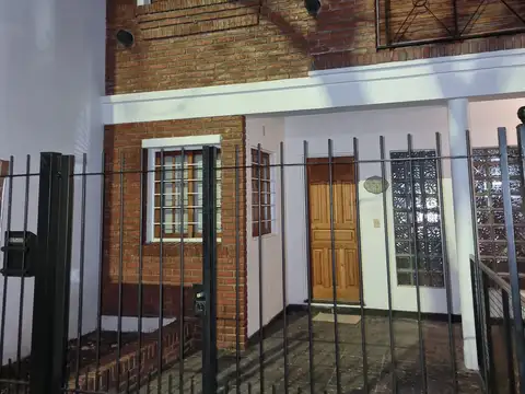 Casa en Alquiler en Villa Devoto, CABA