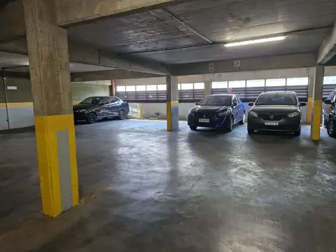 Cochera en Venta en Balvanera, CABA
