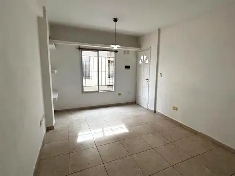 Departamento en Alquiler en Moron Sur, Moron