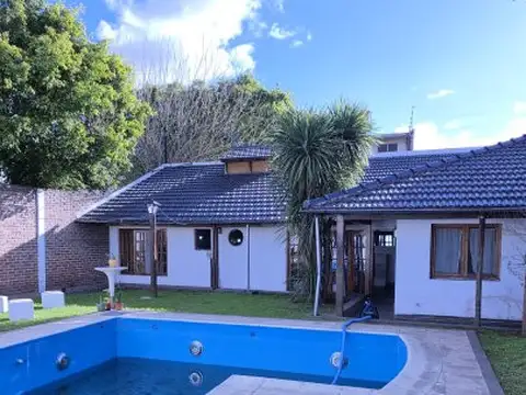 Casa en Alquiler en Casanova Oeste, Isidro Casanova