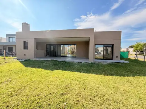 Casa en Alquiler en Santo Tomas, Countries y Barrios Cerrados en Pilar