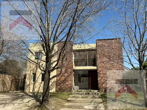Casa en Alquiler en Santa María de los Olivos, Countries y Barrios Cerrados en Malvinas Argentinas