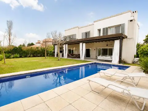 Casa en Venta en Laguna Del Sol, Countries y Barrios Cerrados en Tigre