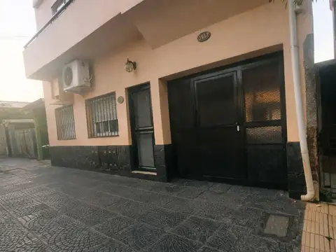 PH en Venta en Caseros, Partido de Tres de Febrero