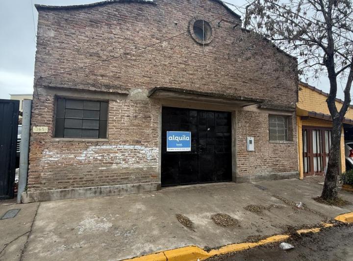 Bodega-Galpón · 140m²