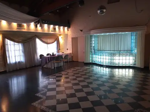 Local en Venta en Caseros, Partido de Tres de Febrero