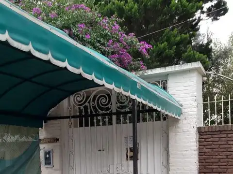 Local en Venta en Isidro Casanova, Partido de La Matanza