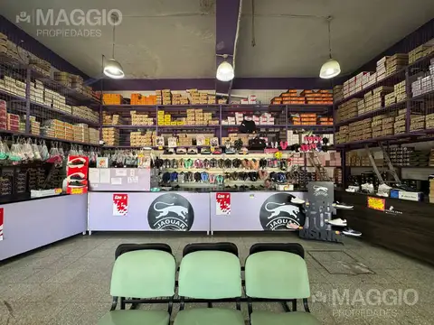 Local en Venta en Isidro Casanova, Partido de La Matanza