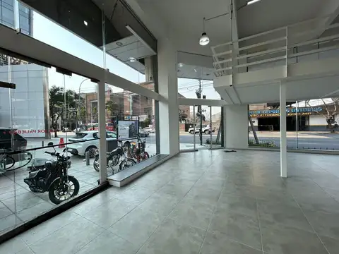 Local en Venta en Vicente Lopez Vias / Rio, Vicente Lopez