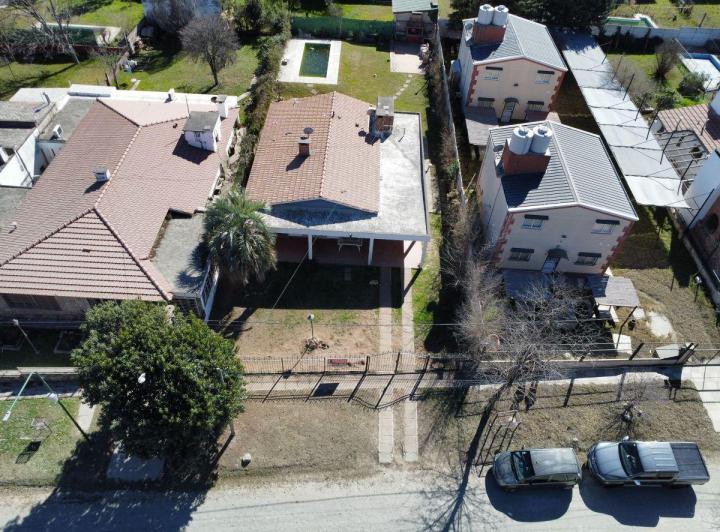 Casa · 195m² · 4 Ambientes · 1 Cochera