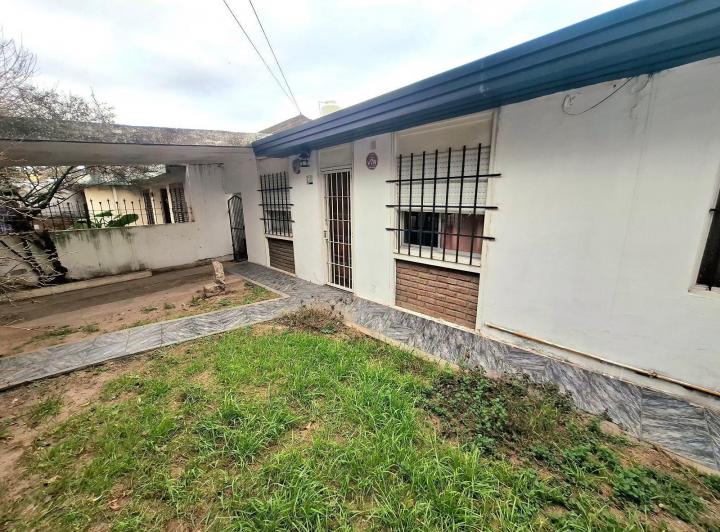 Casa · 124m² · 6 Ambientes · 1 Cochera