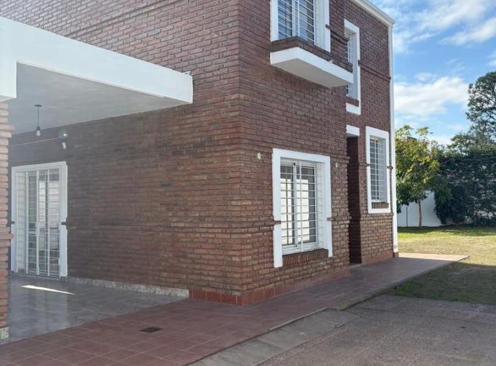 Casa · 4 Ambientes