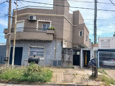PH en Venta en Caseros, Partido de Tres de Febrero