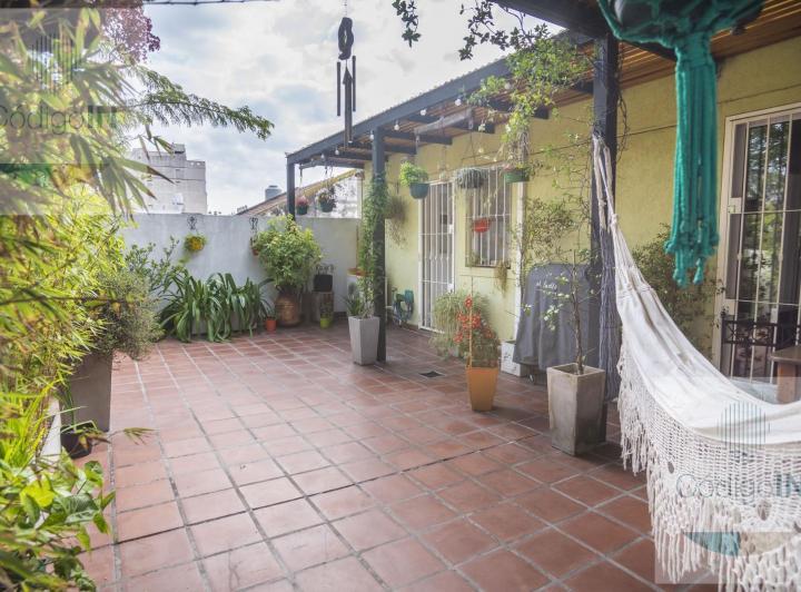 PH · 161m² · 6 Ambientes · 1 Cochera