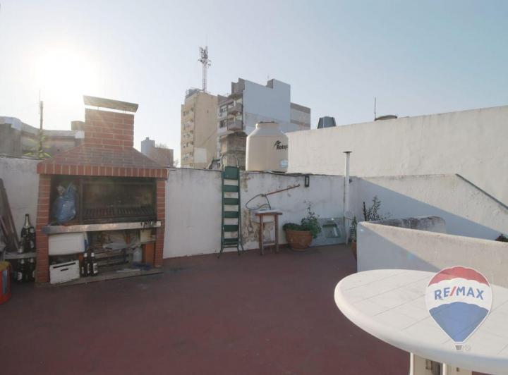 PH · 353m² · 6 Ambientes · 1 Cochera