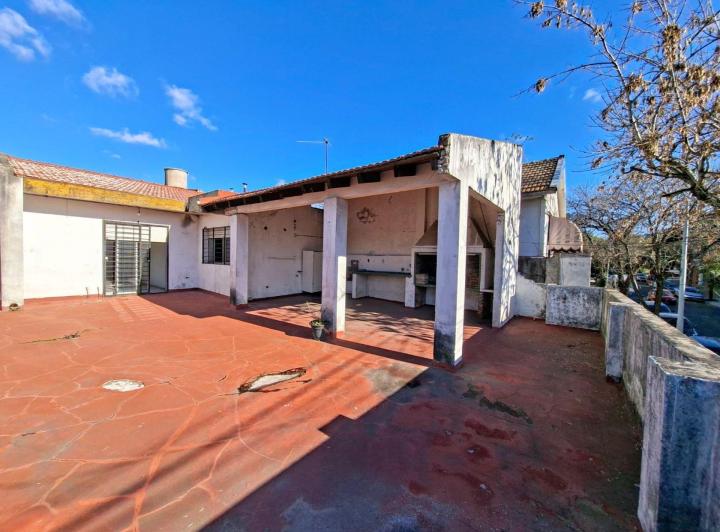 PH · 181m² · 7 Ambientes · 1 Cochera