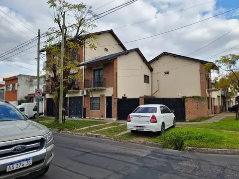 PH en Venta en Sarandi, Partido de Avellaneda