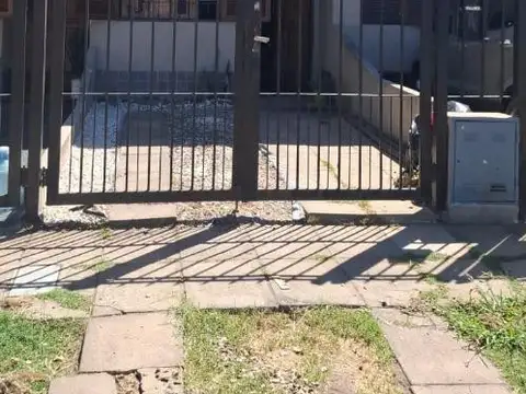 PH en Venta en Castelar Norte, Castelar