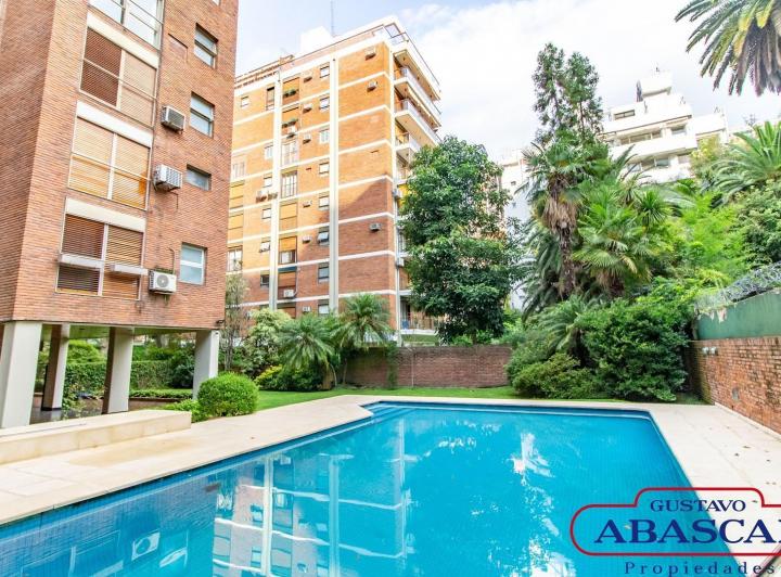 Departamento · 220m² · 5 Ambientes · 3 Cocheras