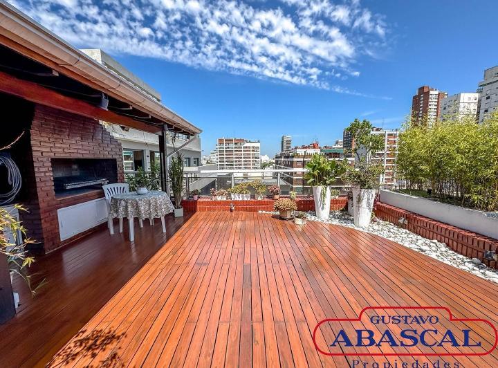 Departamento · 220m² · 5 Ambientes · 1 Cochera