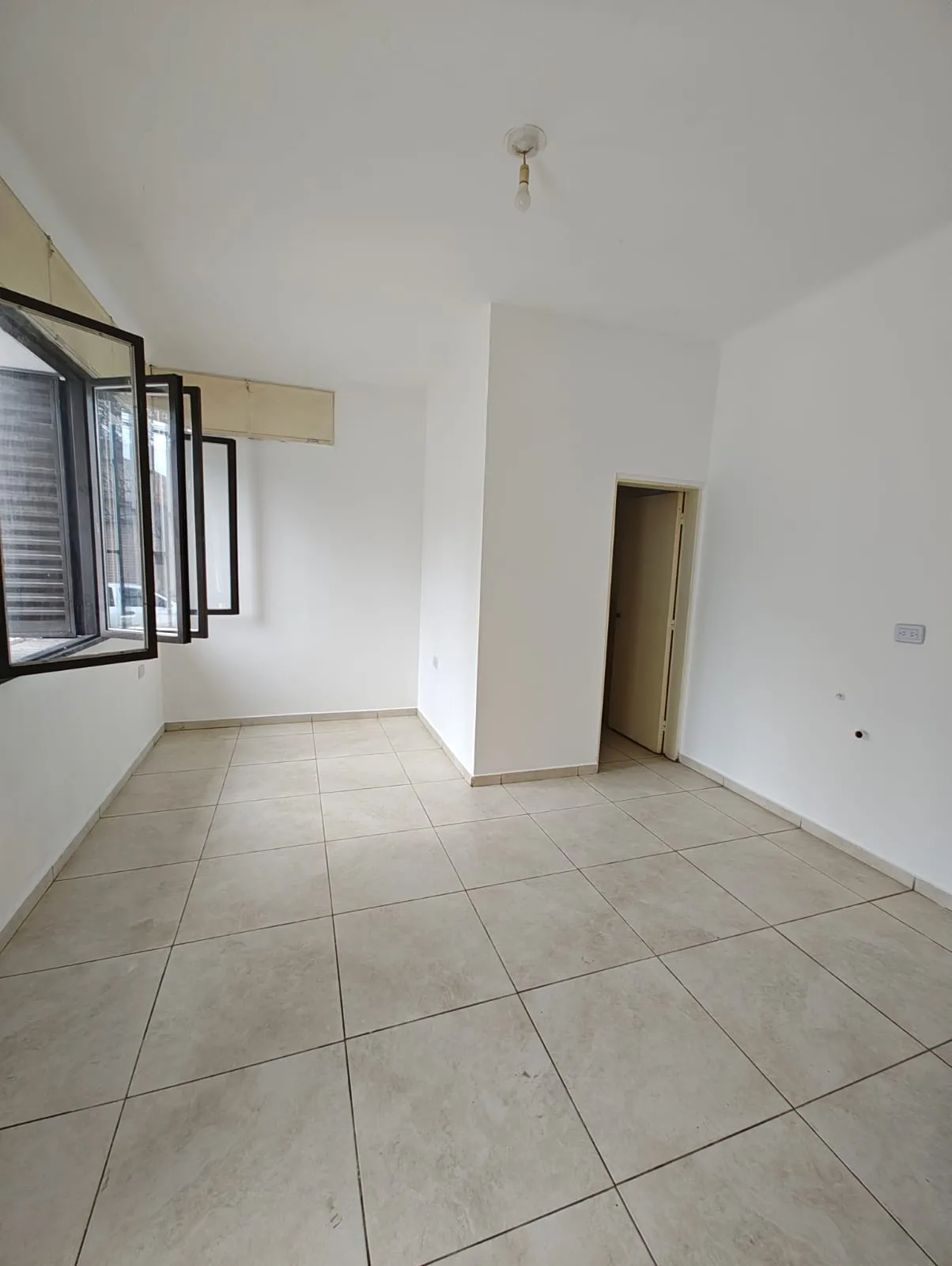 ALQ MONOAMBIENTE-CHARCAS 2342- B° PUEYRREDON