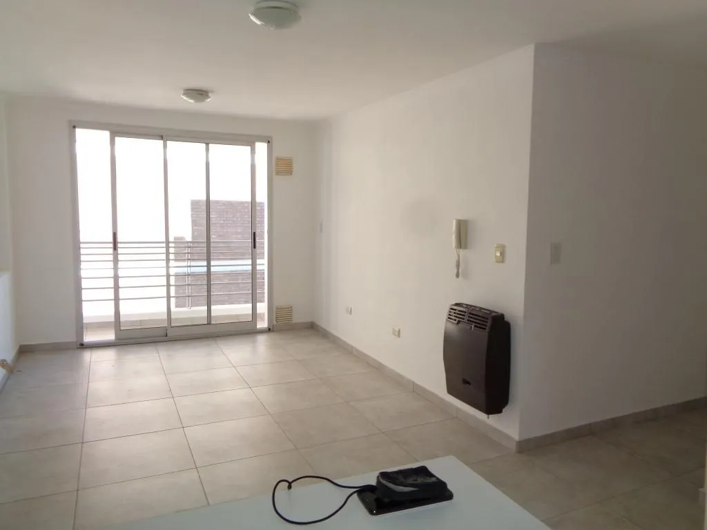 Barrio Providencia - Excelente Depto. Semipiso de Categoría de 2 Dormitorios, Am...