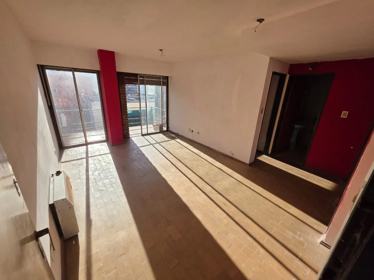 OPORTUNIDAD PARA INVERSIONISTAS - 2 DORM X USD 65.000 - B° CENTRO