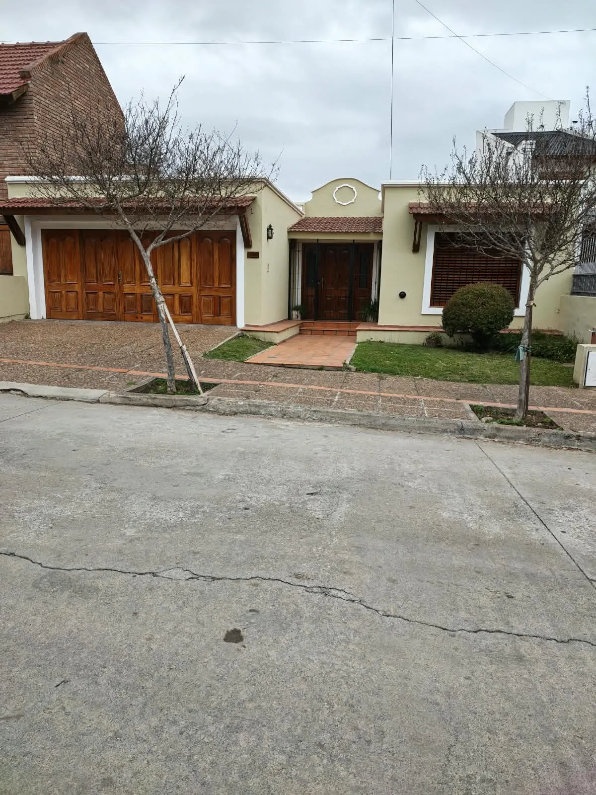 Urca, 3 Dorm. (Suite) Todo Planta Baja! Pileta