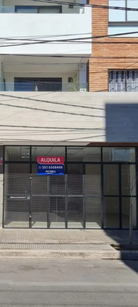 Local comercial en Alberdi