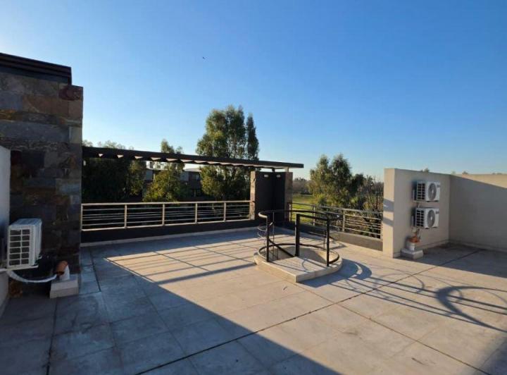 Departamento · 140m² · 3 Ambientes · 2 Cocheras