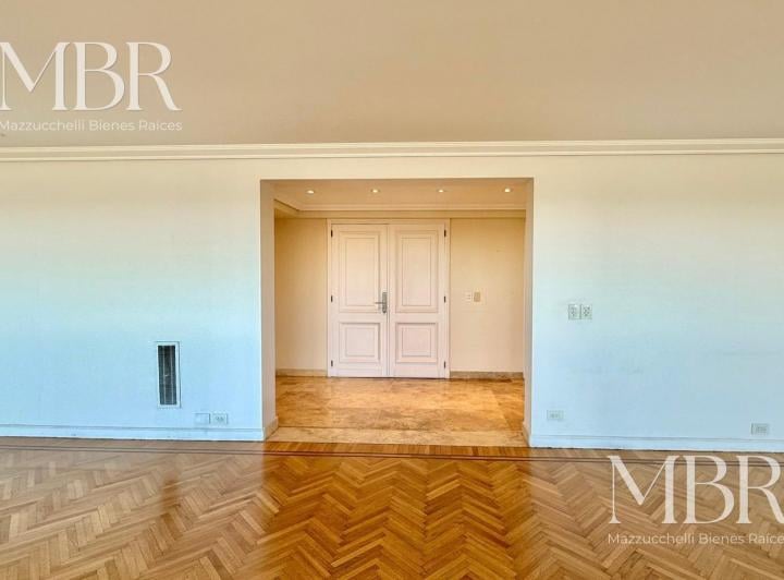 Departamento · 320m² · 5 Ambientes · 2 Cocheras
