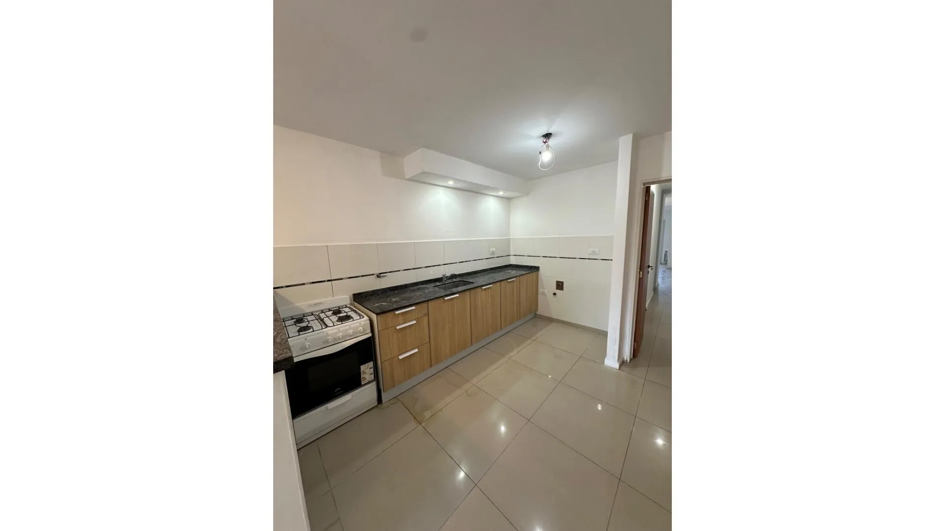 Departamento 1 Dormitorio con Vestidor, doble balcón Cofico