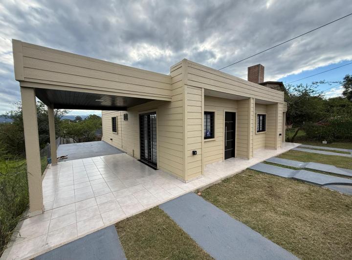 Casa · 55m² · 3 Ambientes · 2 Cocheras