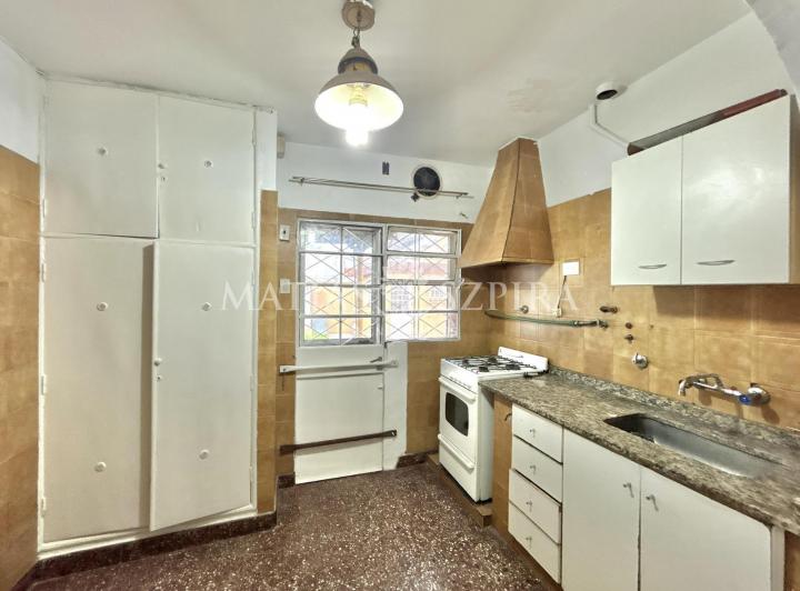 Casa · 80m² · 4 Ambientes · 1 Cochera